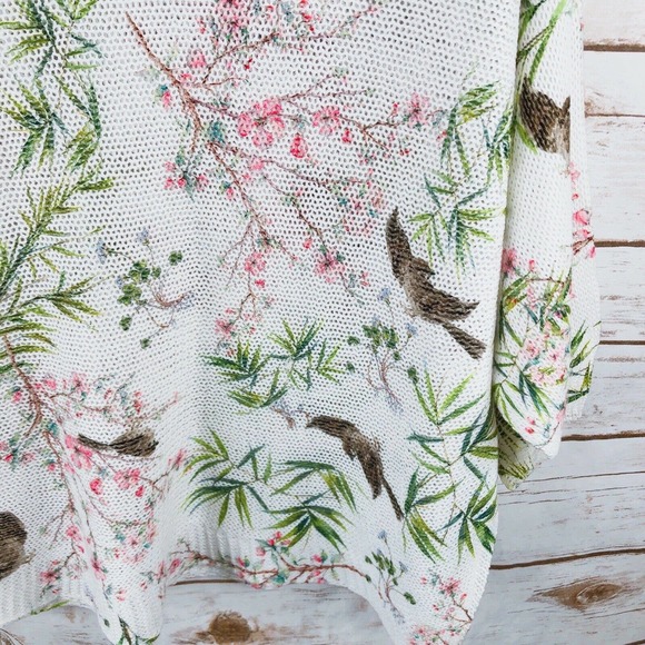 Collezioni Leonardo Italy Top Size S Floral Birds Cold Shoulder Open Knit 103 - Picture 7 of 8